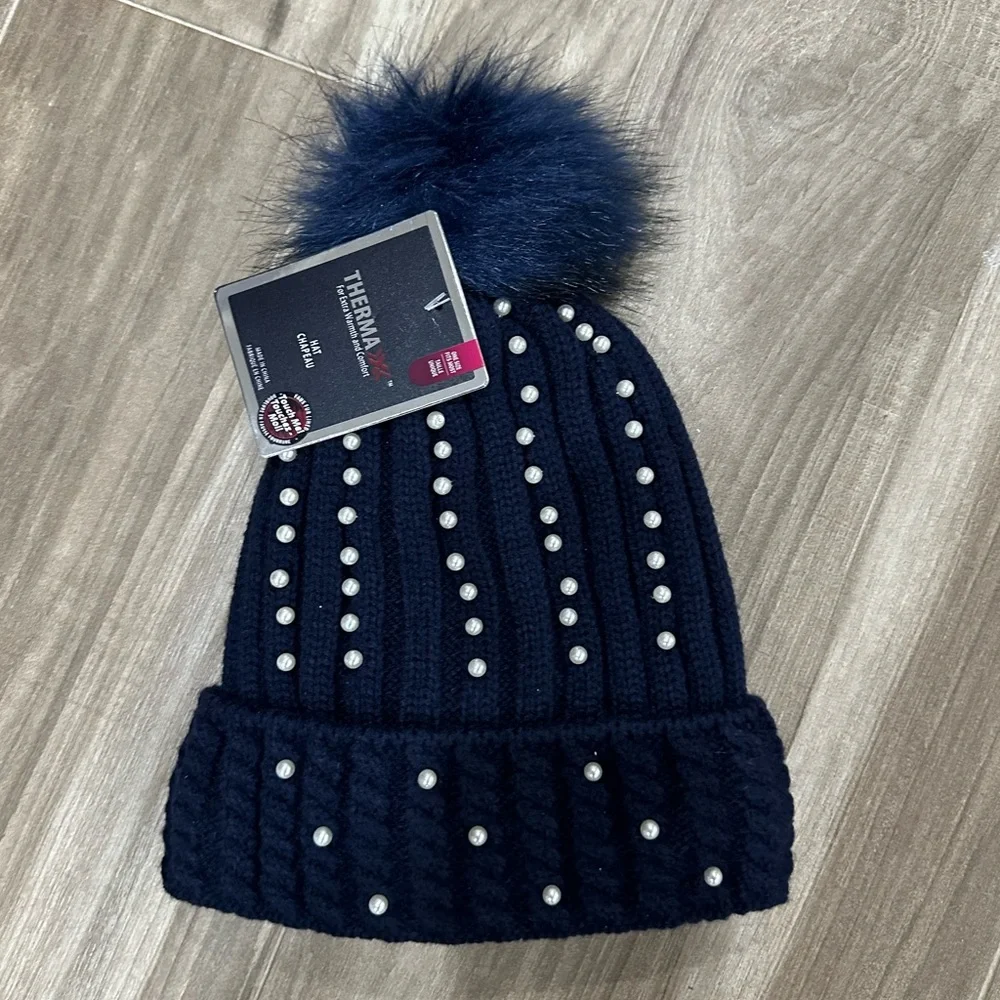 New With Tags! Warm knit Pompom hat with pearls. Soft velour lining. Blue